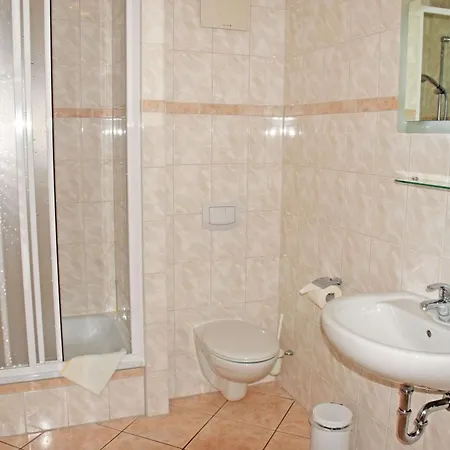 Karolas Landhus Unterm Reetdach Prázdninový dům Neu Reddevitz