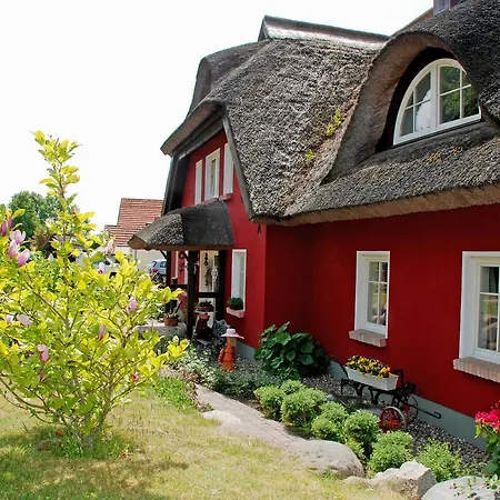 Prázdninový dům Karolas Landhus Unterm Reetdach *