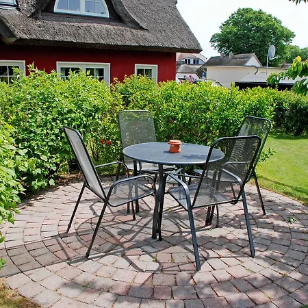 Prázdninový dům Karolas Landhus Unterm Reetdach Neu Reddevitz