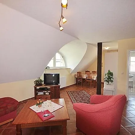 Karolas Landhus Unterm Reetdach Prázdninový dům Neu Reddevitz